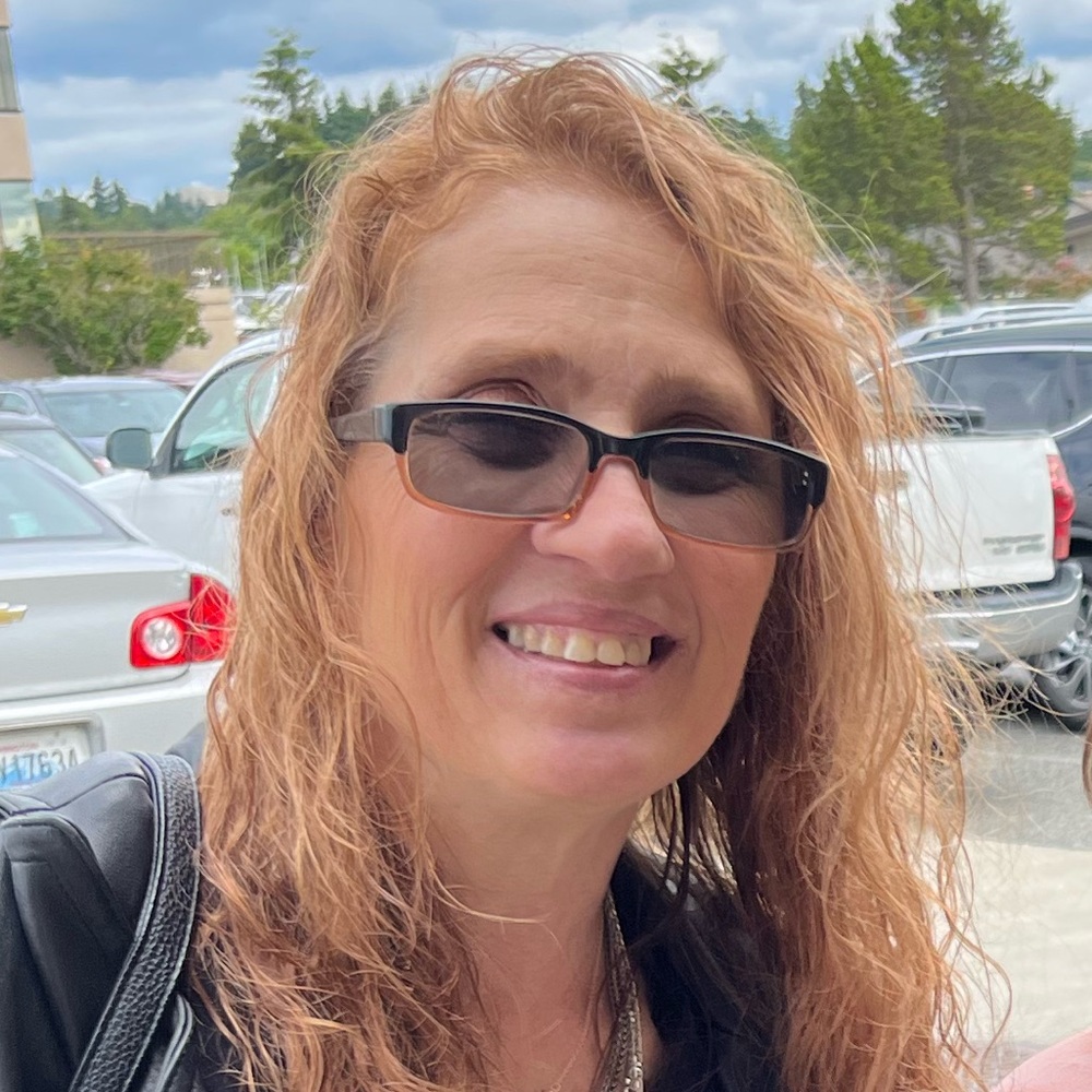 Meet your Posher, Tina